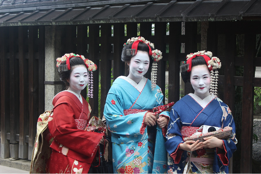 Viaggio in Giappone, un incontro con le geisha di Gion a Kyoto