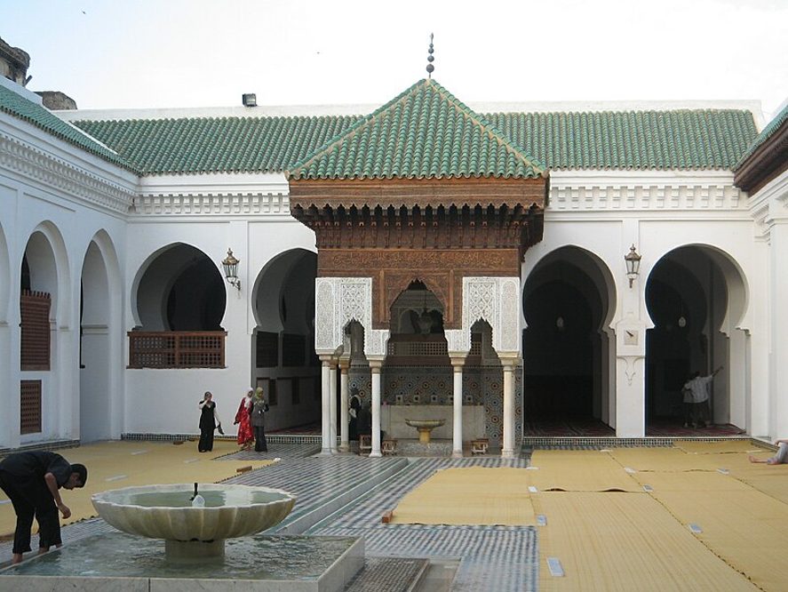 Alla scoperta di Fes, la splendida città imperiale del Marocco