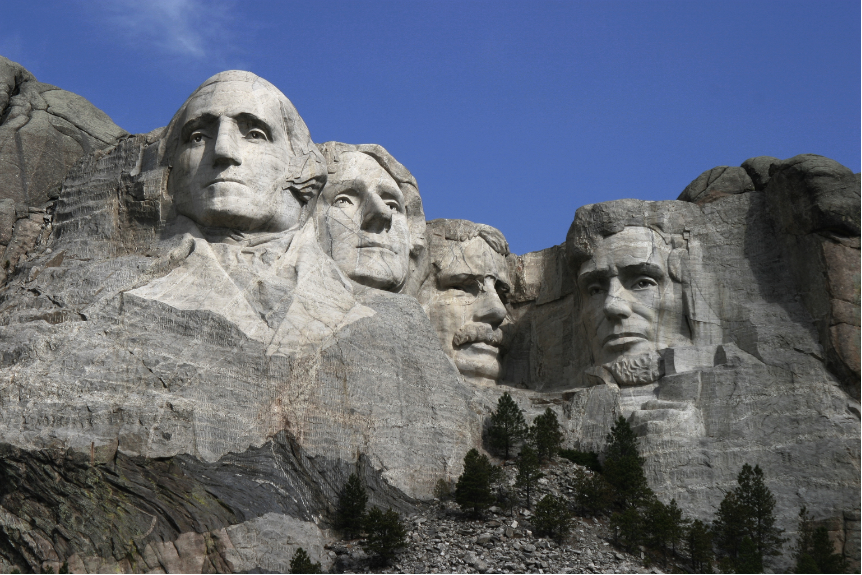 Viaggio negli USA: una visita al leggendario monte Rushmore